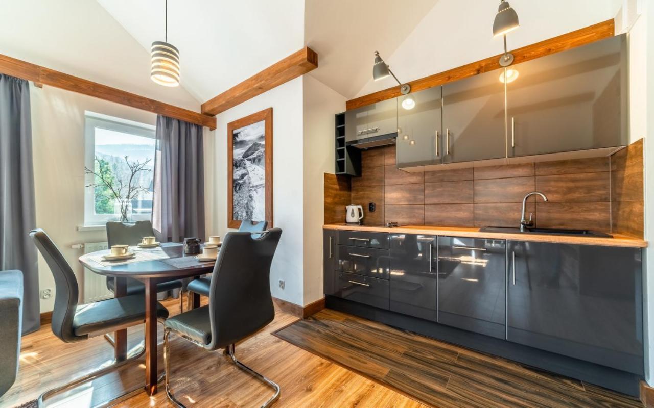 Apartamenty Gorski Zakatek Karpacz Na Emilii Plater 18C Exterior photo